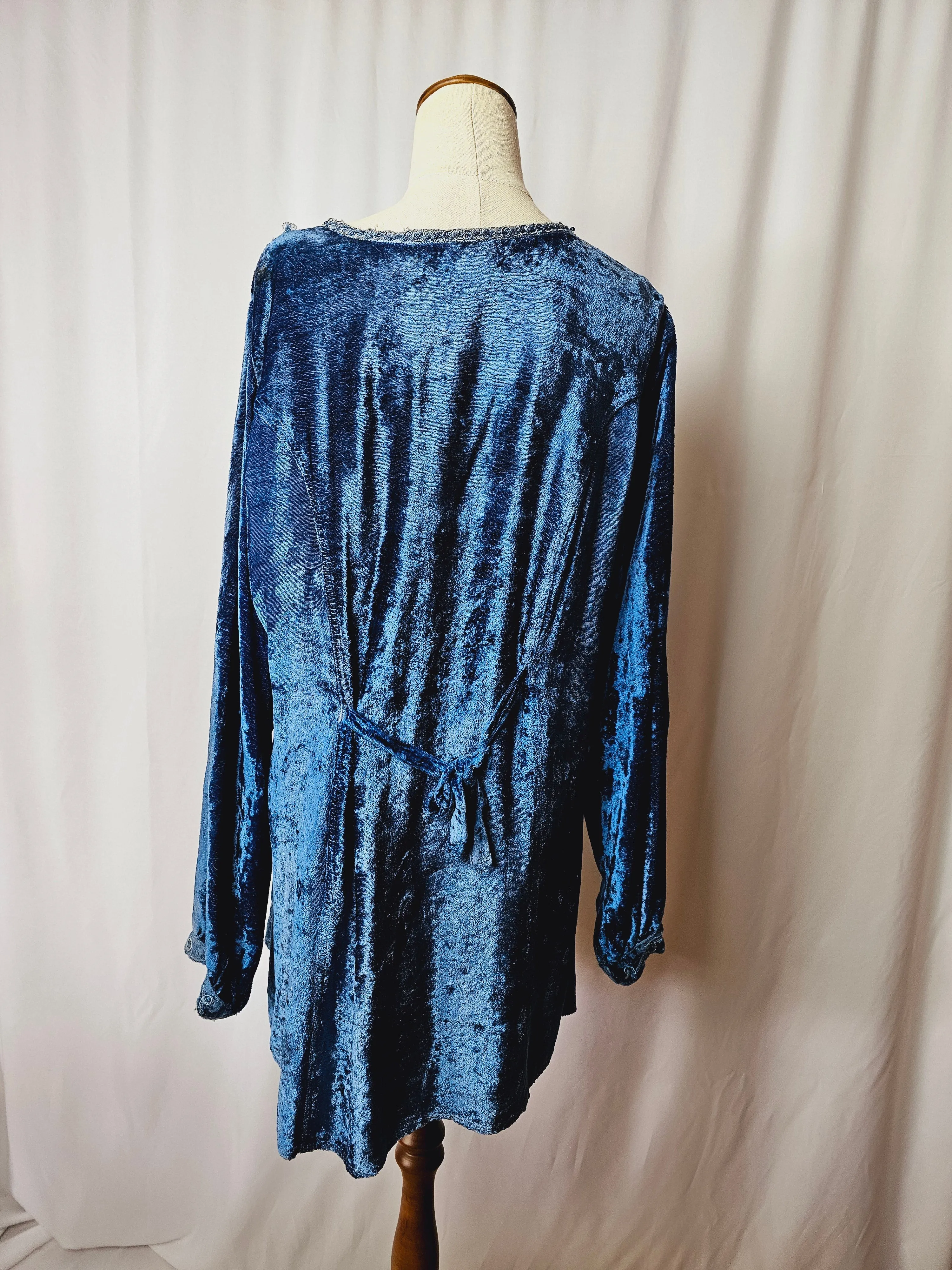 Krishna - Blue Vintage Velvet Jacket - Free Size