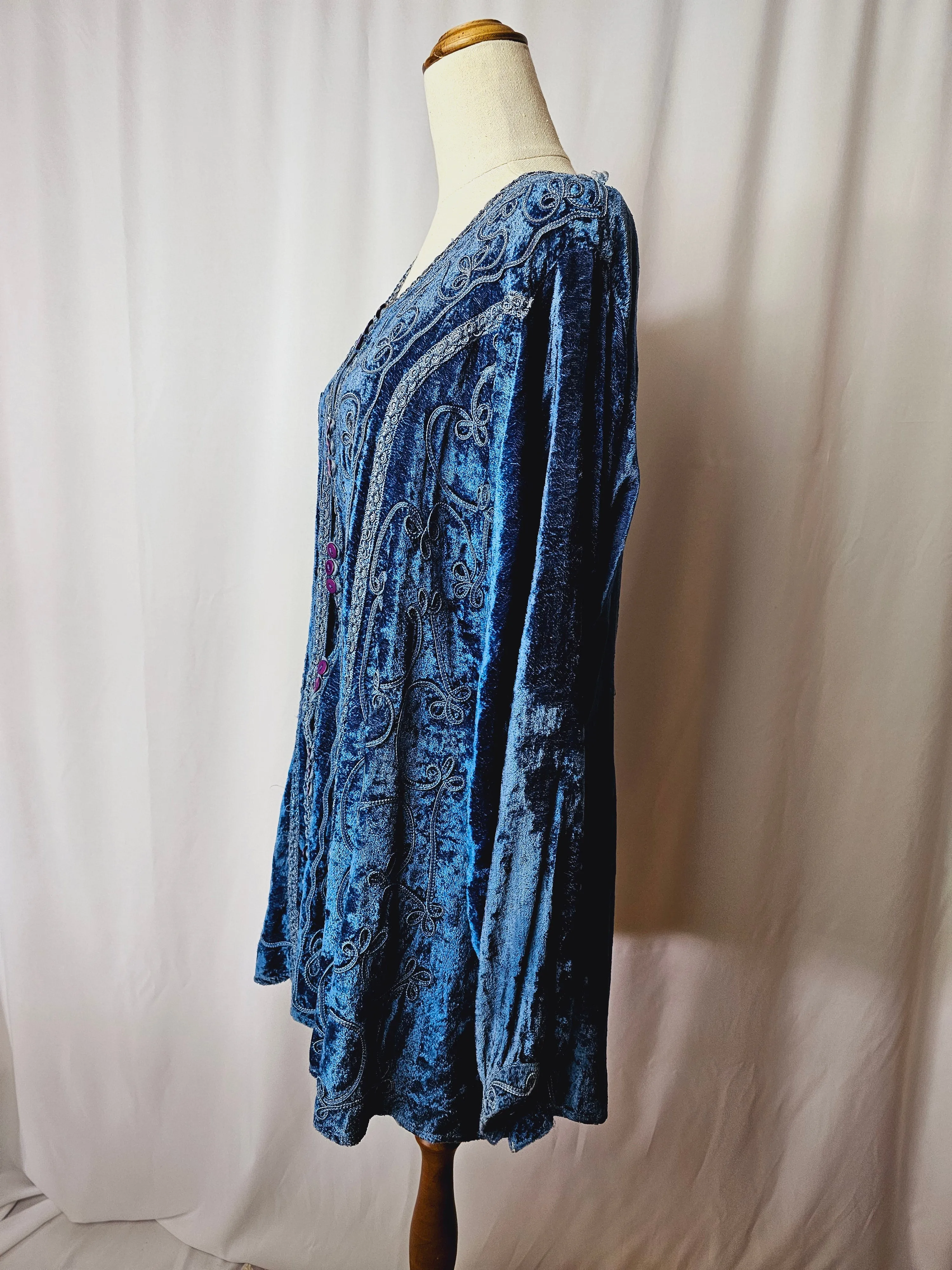 Krishna - Blue Vintage Velvet Jacket - Free Size