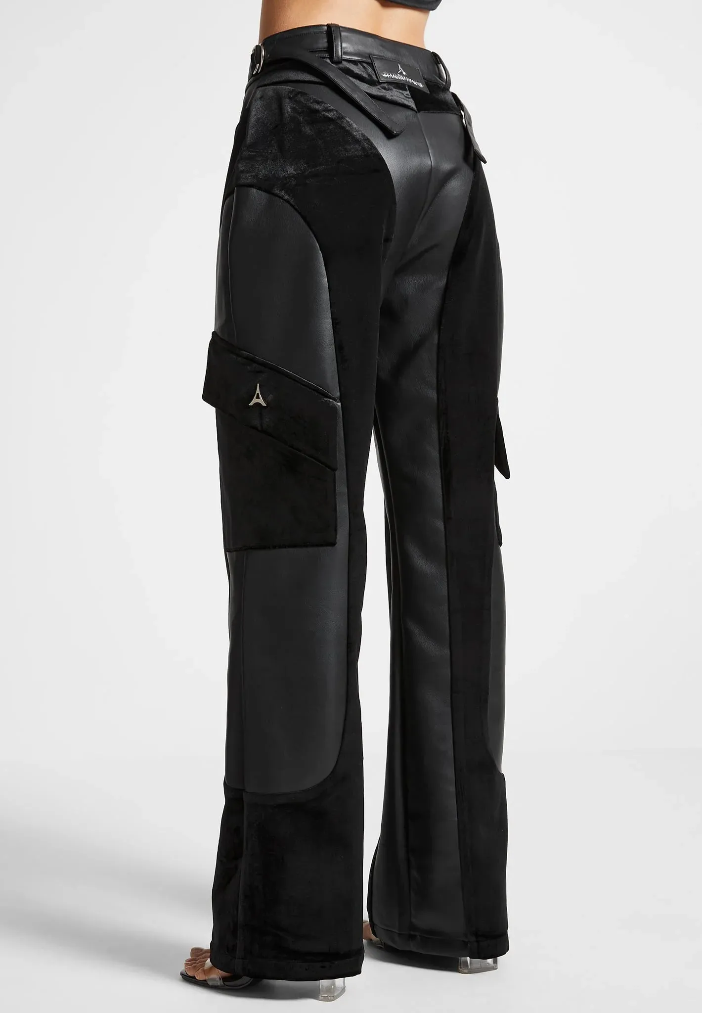 Luxe Texture Cargo